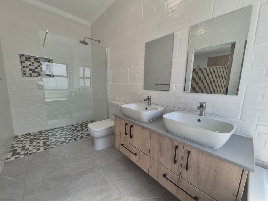 3 Bedroom Property for Sale in Altona Western Cape